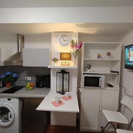 Budget Apartments&rooms