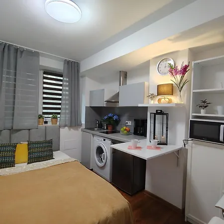 Budget Apartments&rooms Lägenhet