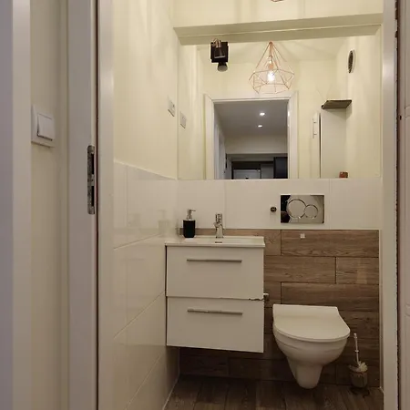 Lägenhet Budget Apartments&rooms *
